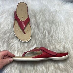 Ecco Red Leather Adjustable Thong Sandals Sz‎ 40/US 9
